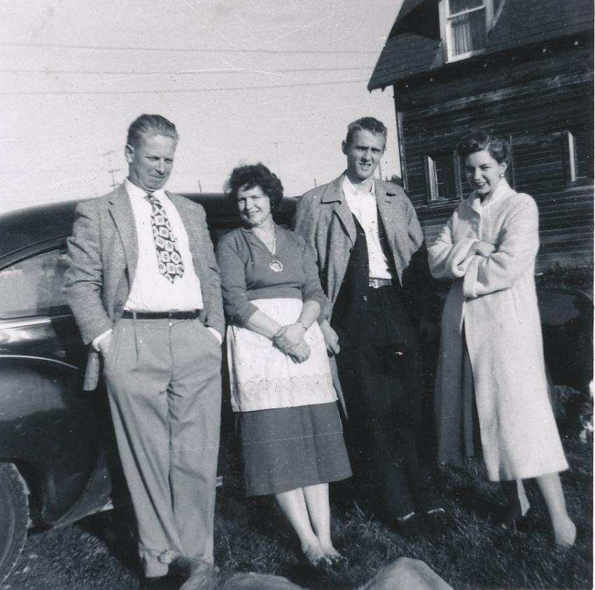 1959_jul_bidwell_family.jpg